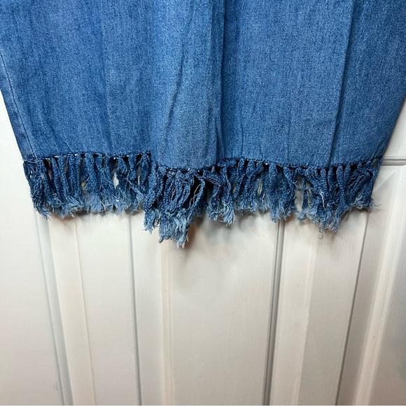 NWT Denim Jean skirt Southwestern style with fringe - Picture 3 of 5